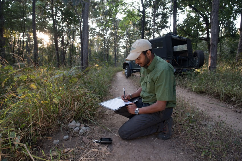 Monitoring Tigers Beyond Tiger Reserves - WCT