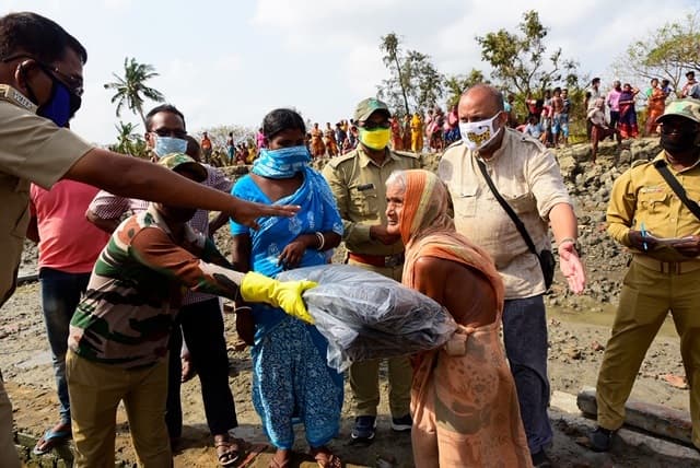 The Sundarbans-based wildlife organisation SHER and Sundarbans Tiger Reserve (STR) forest management, with support from Wildlife Conservation Trust (WCT) are on ground zero of the cyclonic disaster engaged neck-deep in intensive relief work.