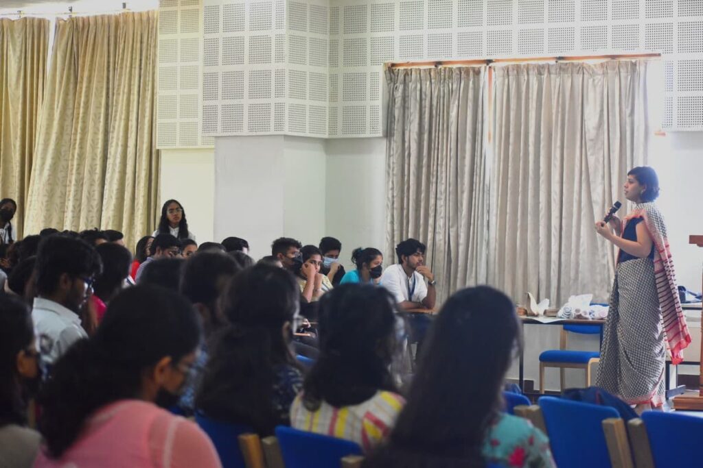 WCT conducted an awareness session under its #TrappedInTrade campaign for the law students of Christ University's Law College, Bengaluru, on October 21st, 2022, in collaboration with the Environmental Law Committee at Christ University. During the session, Mridula Vijairagahvan, Environmental Lawyer with WCT, introduced the students to the magnitude of the trade in exotic wild animals within India