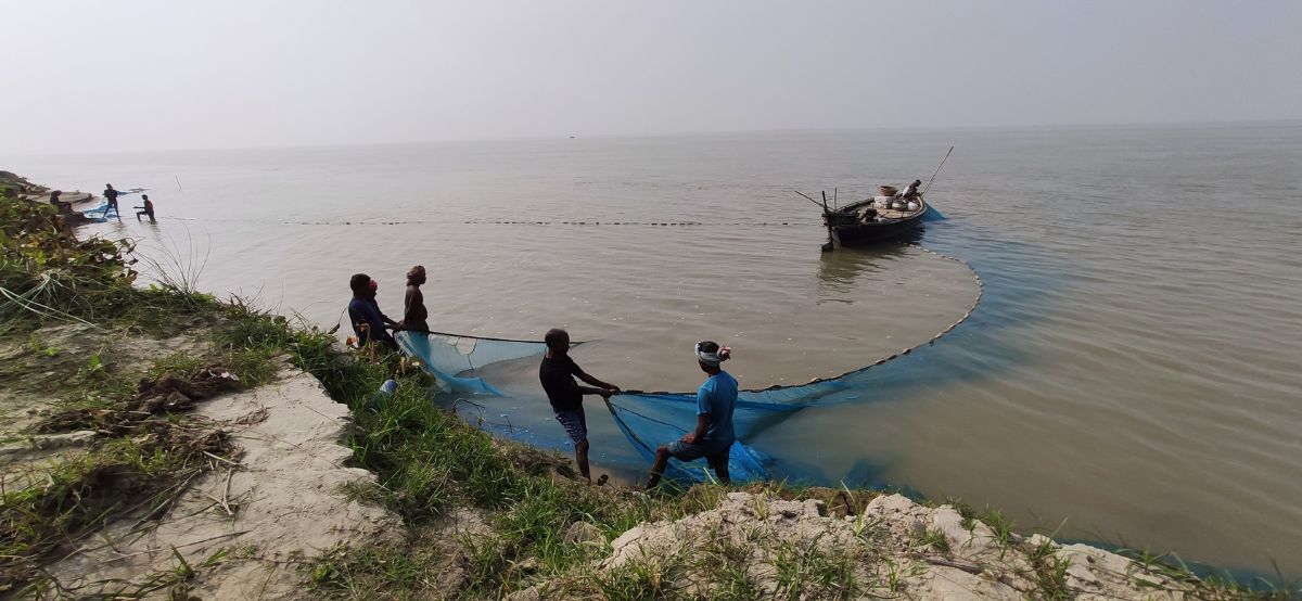 photo of river-dependent fisheries in the Gangetic plains of West Bengal